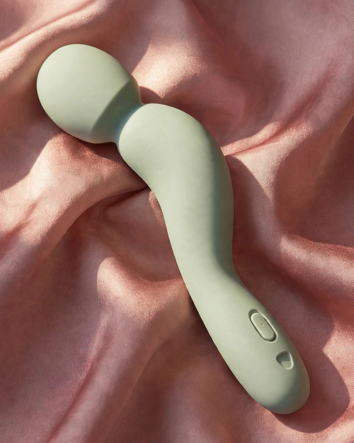 Dame Com Wand Vibrator · Sage