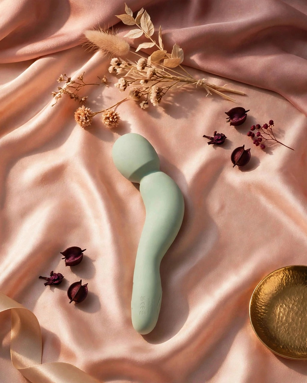 Dame Com Wand Vibrator · Sage